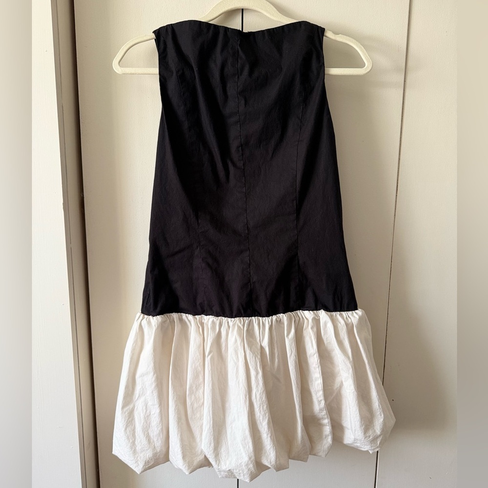 H&M Black & White Drop Waist Bubble Hem Mini Dress Colorblock 100% Cotton - Picture 4 of 7